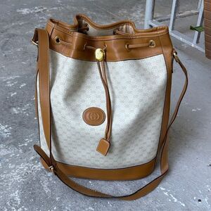 Vintage Gucci monogram bucket bag